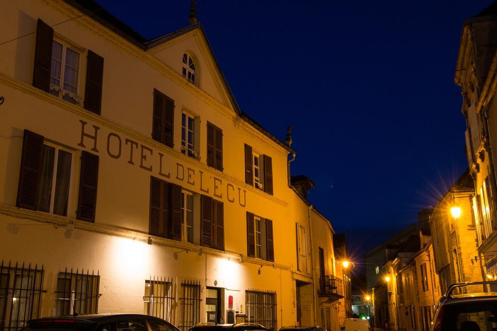 Hotel L' Ecu Montbard Exterior photo